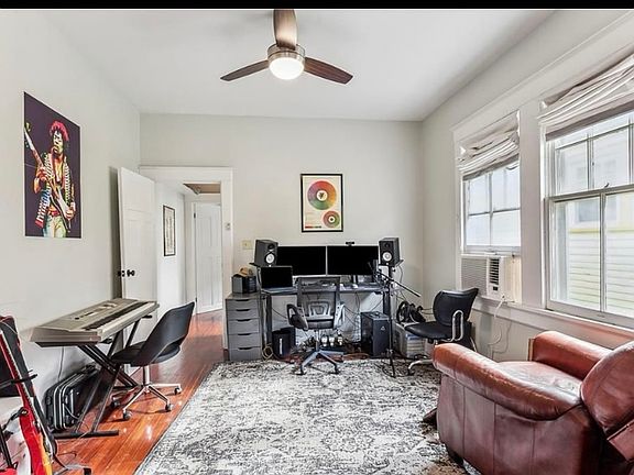 4th image of 2222 S Salcedo St