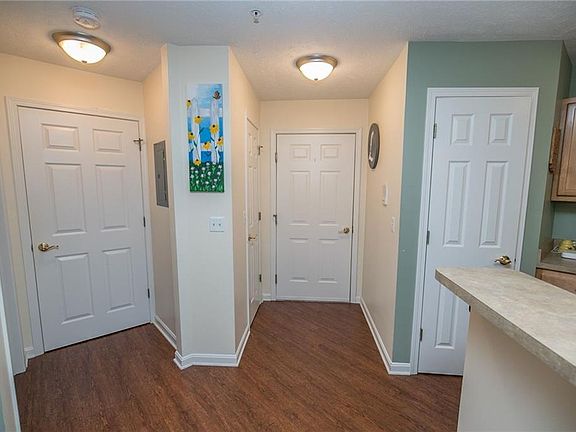 2nd image of 23004 Chandlers Ln #4-222
