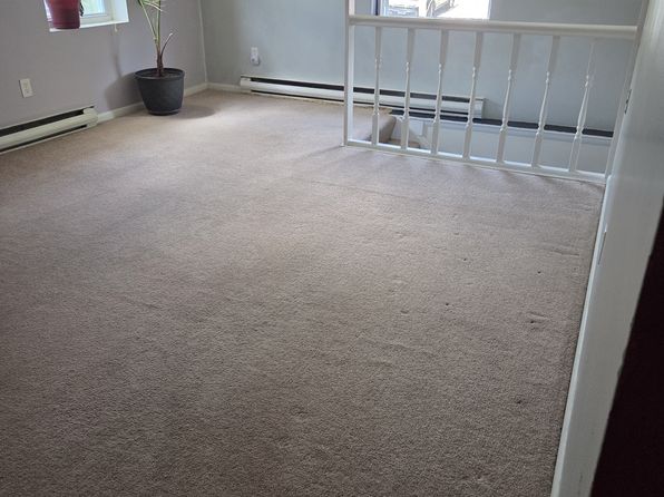 1217 Oak St Floor 2