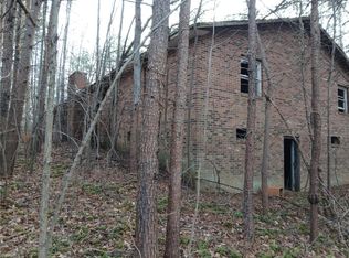 5001 Mecum Rd, Walkertown, NC 27051