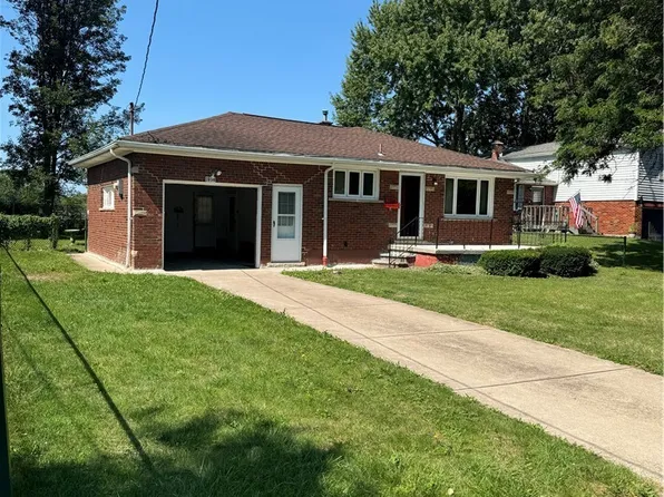 1050 96th St, Niagara Falls, NY 14304