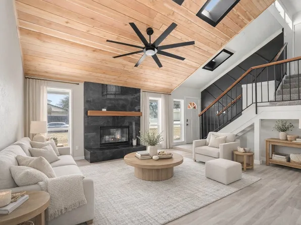 1302 Westwood Dr, Lewisville, TX 75067