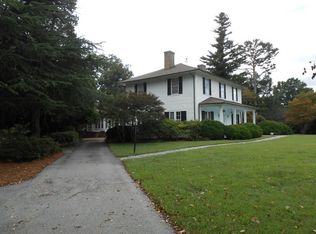 1912 Oak Ridge Rd, Oak Ridge, NC 27310