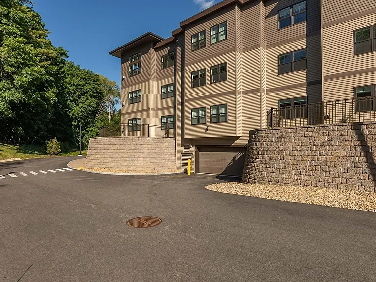 150 Route 1 Byp #101 — Photo 27