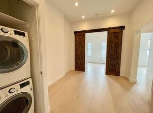 223 E 5th St #15, New York, NY 10003