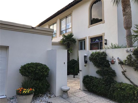 3rd image of 1105 River Club Dr