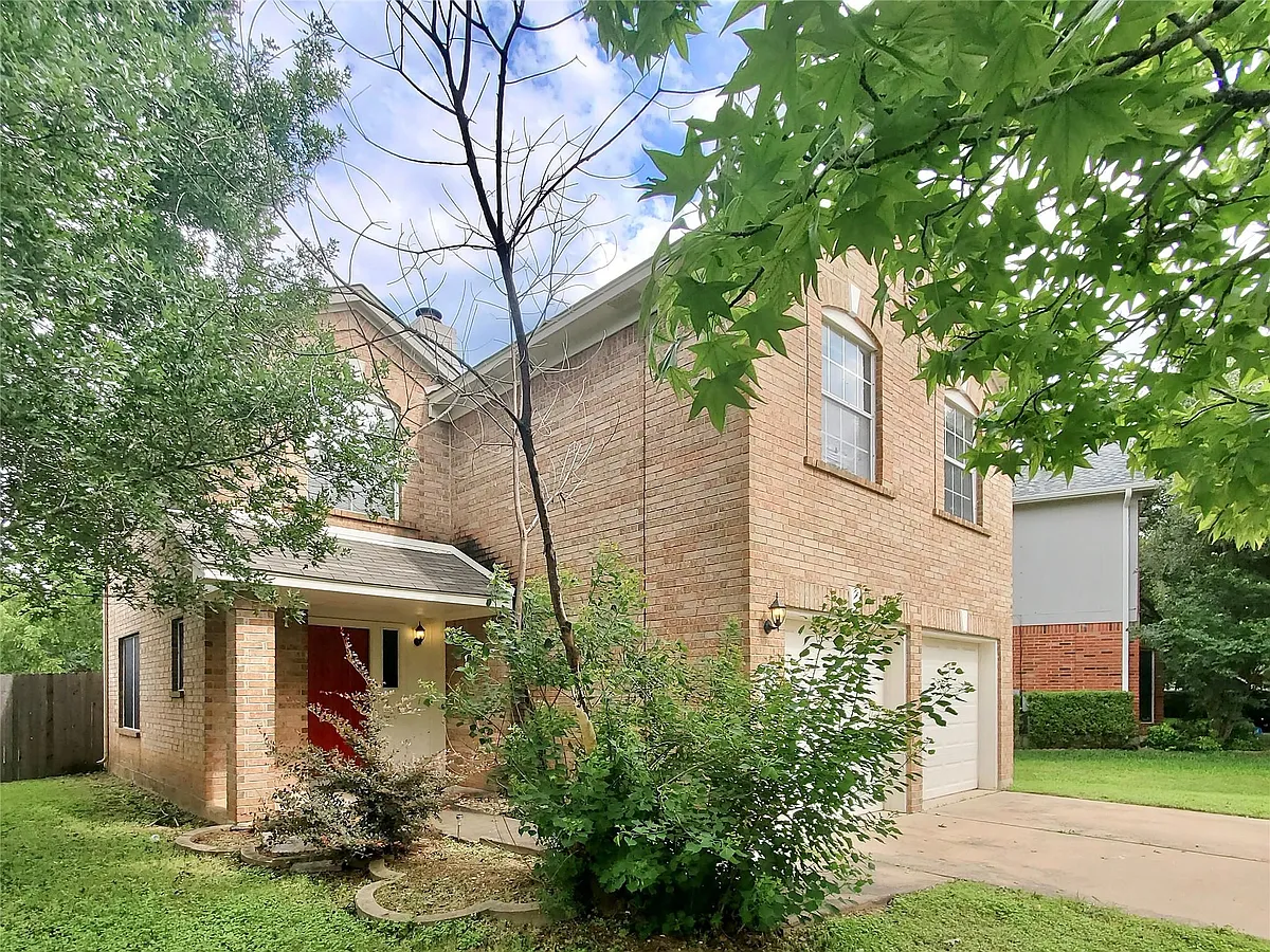 Building Photo - 16715 Tomcat Dr