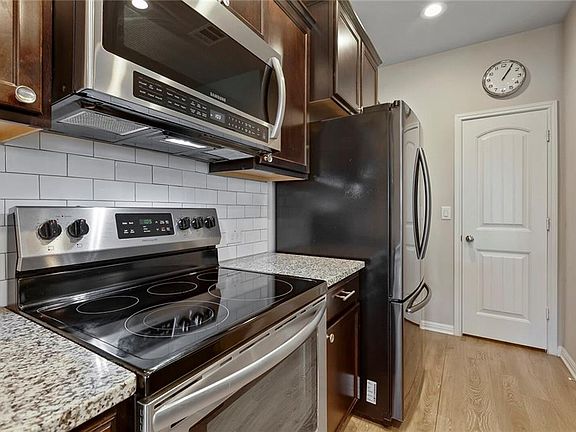 3rd image of 516 E Slaughter Ln Unit 2501
