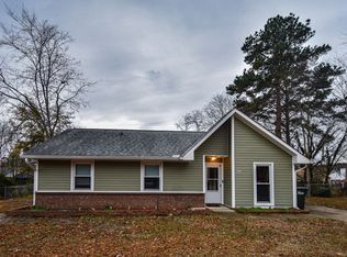 6417 Rutherglen Dr, Fayetteville, NC 28304