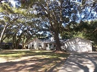 2208 Salem Dr W, Beaufort, SC 29902