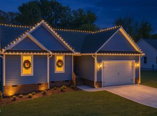 121 Tanglewood Dr, Louisburg, NC 27549