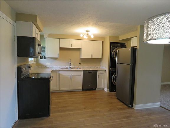 2nd image of 2092 Owendale Dr