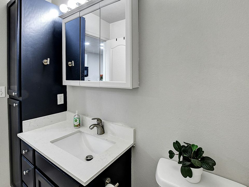 upstairs bathroom