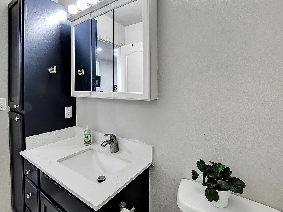 upstairs bathroom