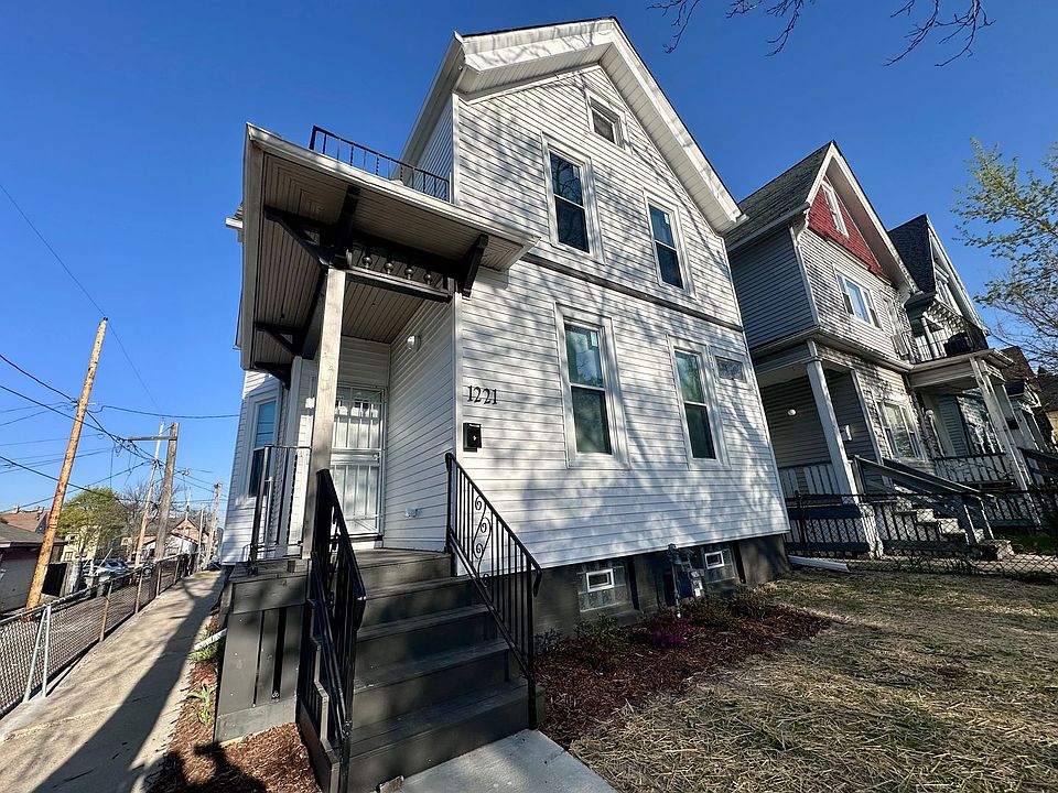 1st image of 1221 N 24th St