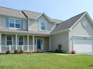 3072 Savannah Dr, Aurora, IL 60502