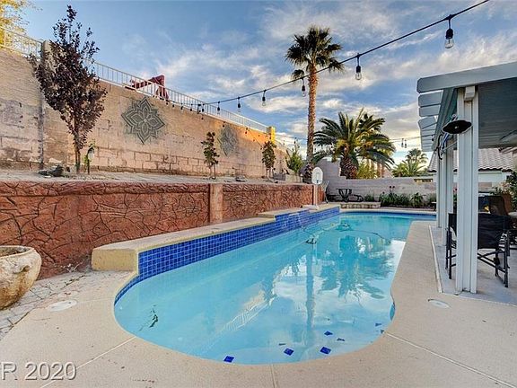 4th image of 1448 Orchard Valley Dr