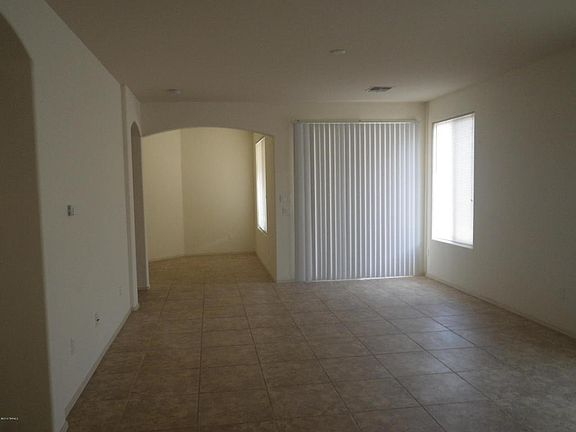 3rd image of 536 W Camino Parrilla