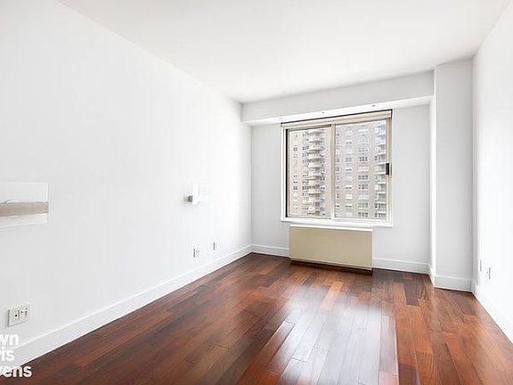 4th image of 170 E 87th St #W16f