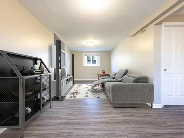 2859 Falcon Bridge Dr — Photo 15