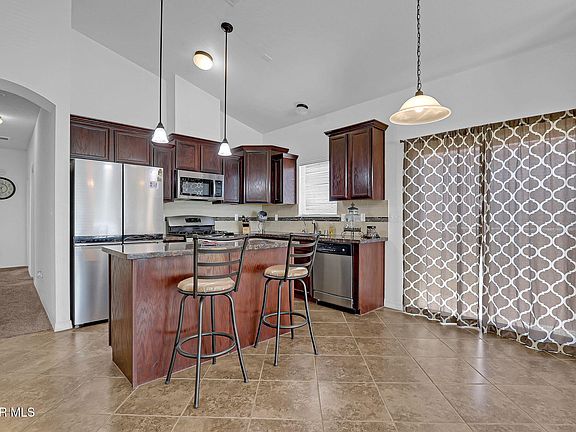 4th image of 13539 Everingham St