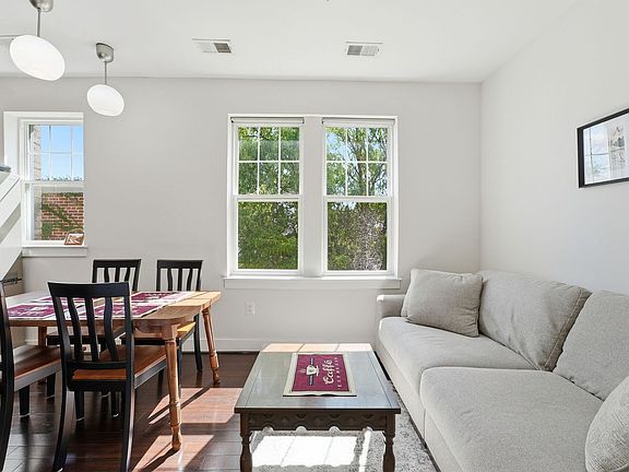 5th image of 315 G St NE Unit 306