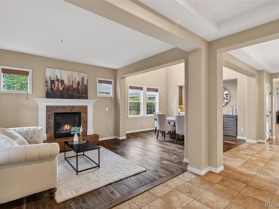 5th image of 391 Maplehurst Drive