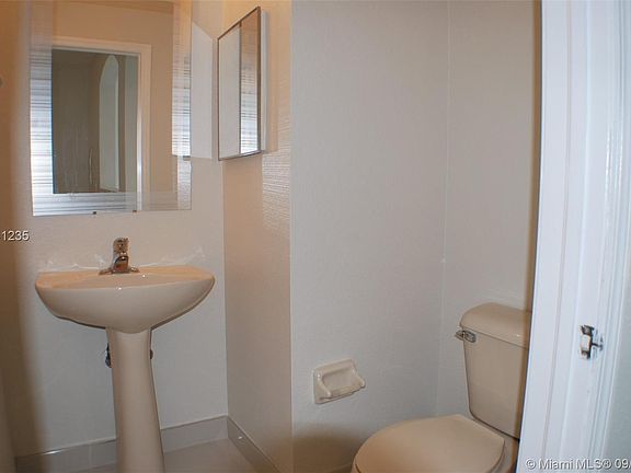 3rd image of 8579 SW 214th Ter
