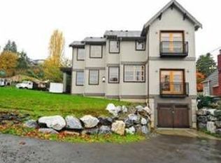 3418 9th Ave W, Seattle, WA 98119