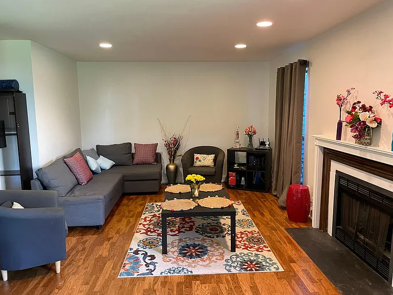1201 Maplecrest Rd — Photo 14