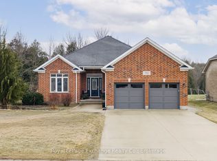 592 Hunter St, Kincardine, ON N2Z 0B2