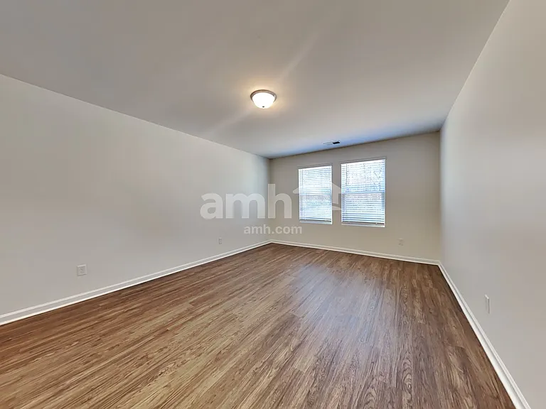 115 Orion Way — Photo 8