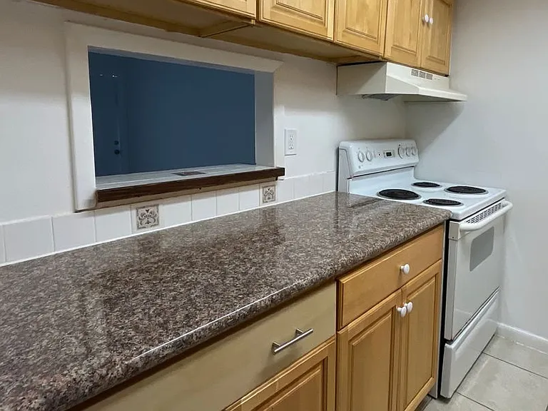 515 S Sequoia Dr — Photo 17