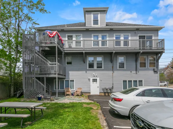 17 Tunis Ave #1, Old Orchard Beach, ME 04064