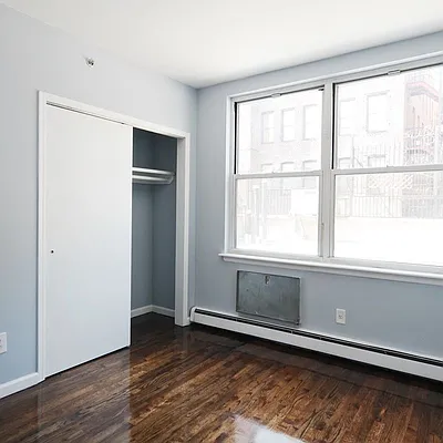 Rented by Compass | media 9