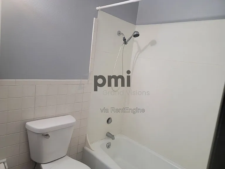 1301 Mitchem Dr #1 — Photo 3