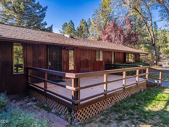 5th image of 1618 Azalea Dr