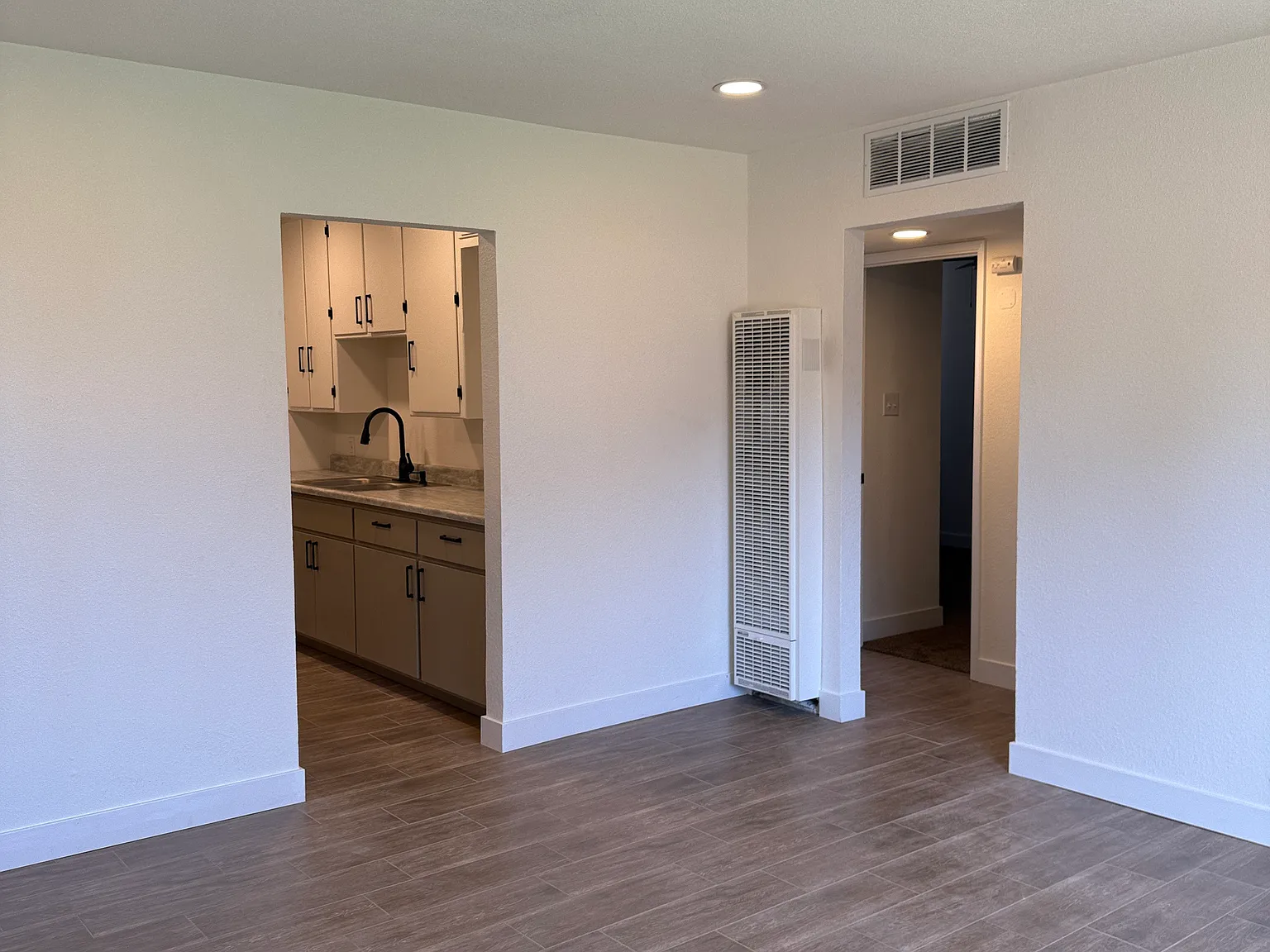 2 bed, 750 sqft, $1,450 — Photo 3