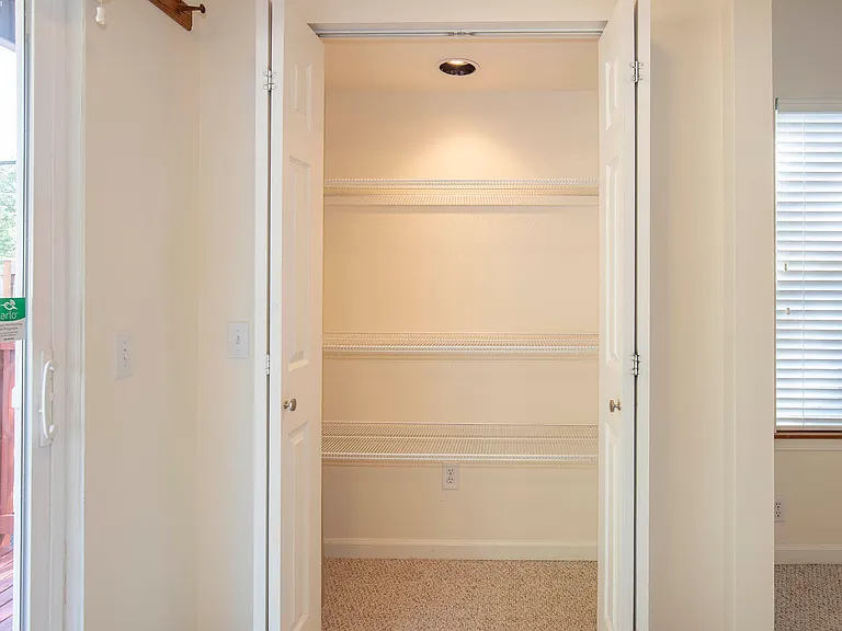 38244 SE 85th St — Photo 22
