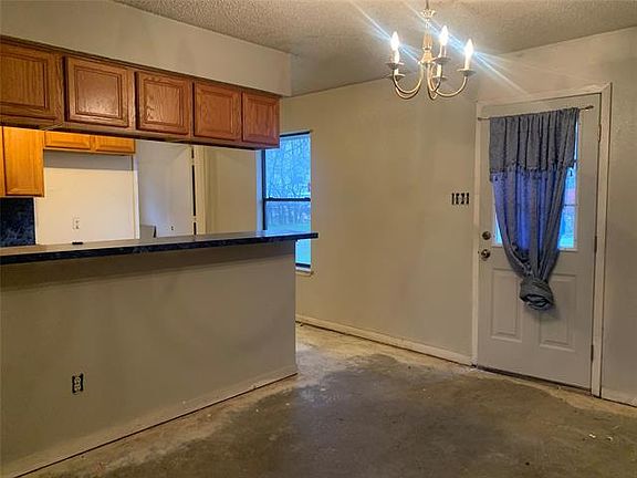 3rd image of 1801 E 9th Ave