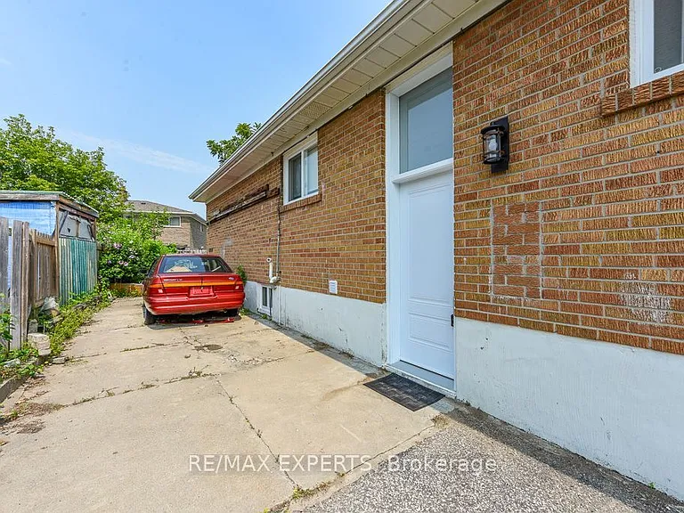 22 Rubydale Gdns — Photo 24