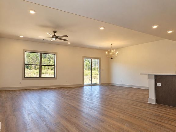 3rd image of 5417 Lotus St