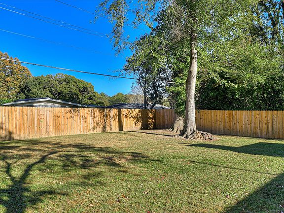 5th image of 758 Palm Dr