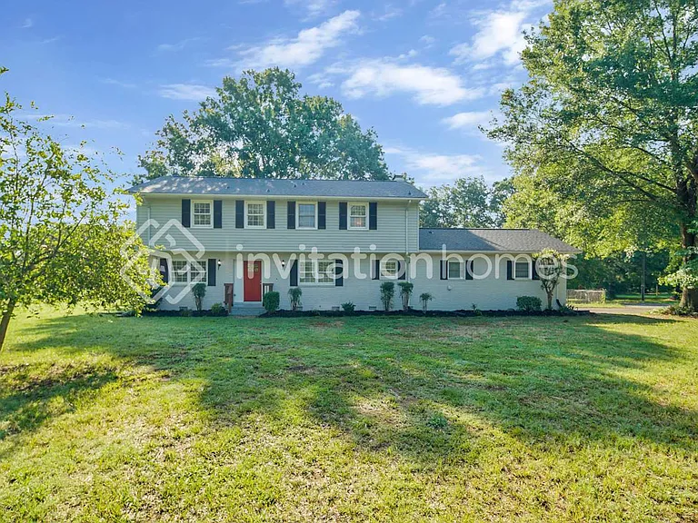 4220 Artdale Rd SW — Photo 1