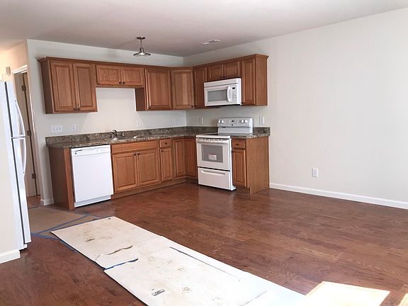 5th image of 19 Harper St NW #D