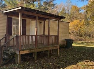 307 S Main St, Cedar Hill, TN 37032