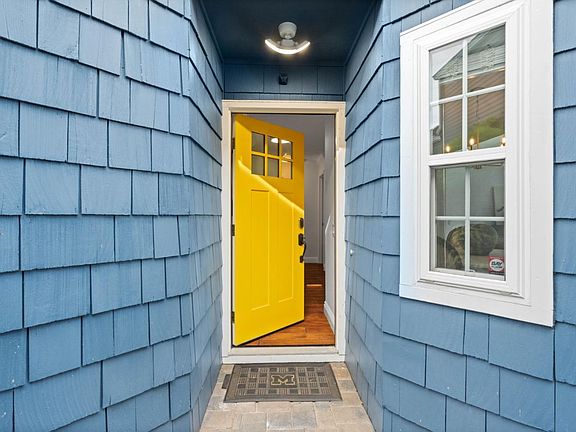 5th image of 616 Mystic Ln