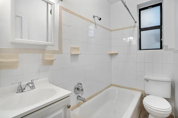 Rented by Platinum Properties | media 14