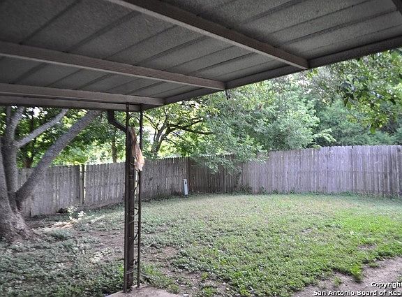 5th image of 9738 Bay View Dr