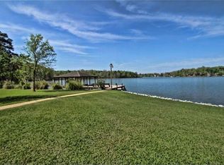 250 Tanglewood Ln, Dadeville, AL 36853
